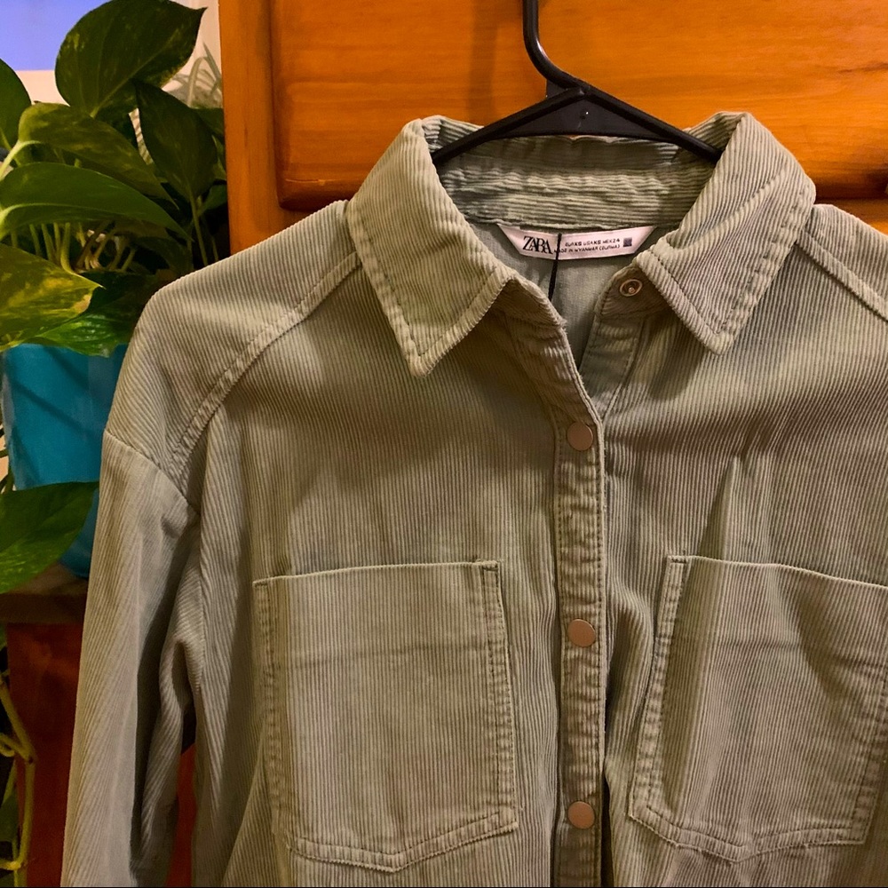 Zara Corduroy Button-Up NWT